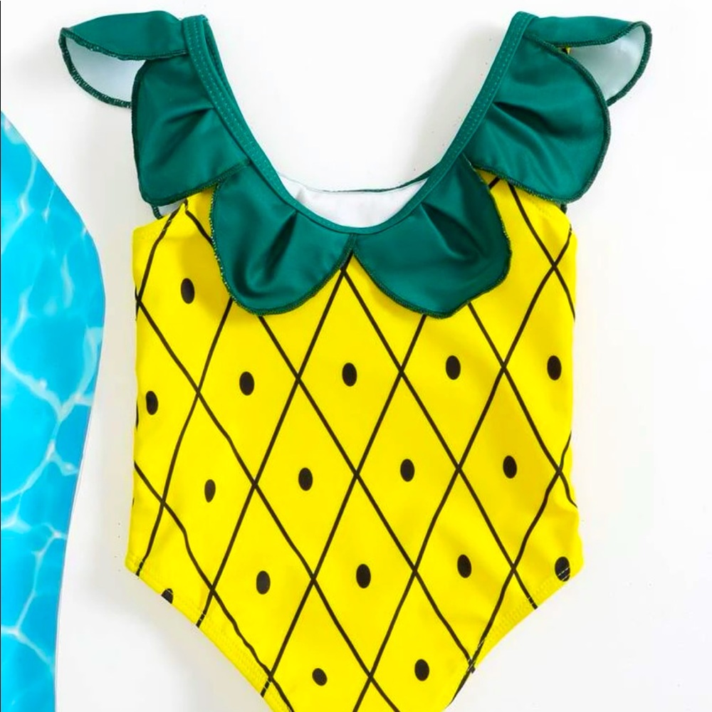 Baby Girl Pineapple One Piece Swimsuit 🍍 - Picture 4 of 7